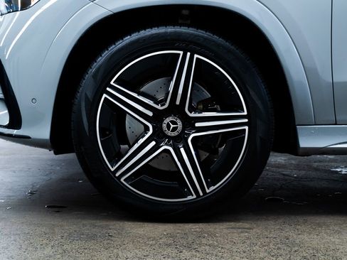 Used 2024 Mercedes-Benz GLE 350 4MATIC image 7