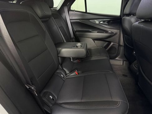 Used 2024 Chevrolet Blazer EV LT AWD/4WD image 27