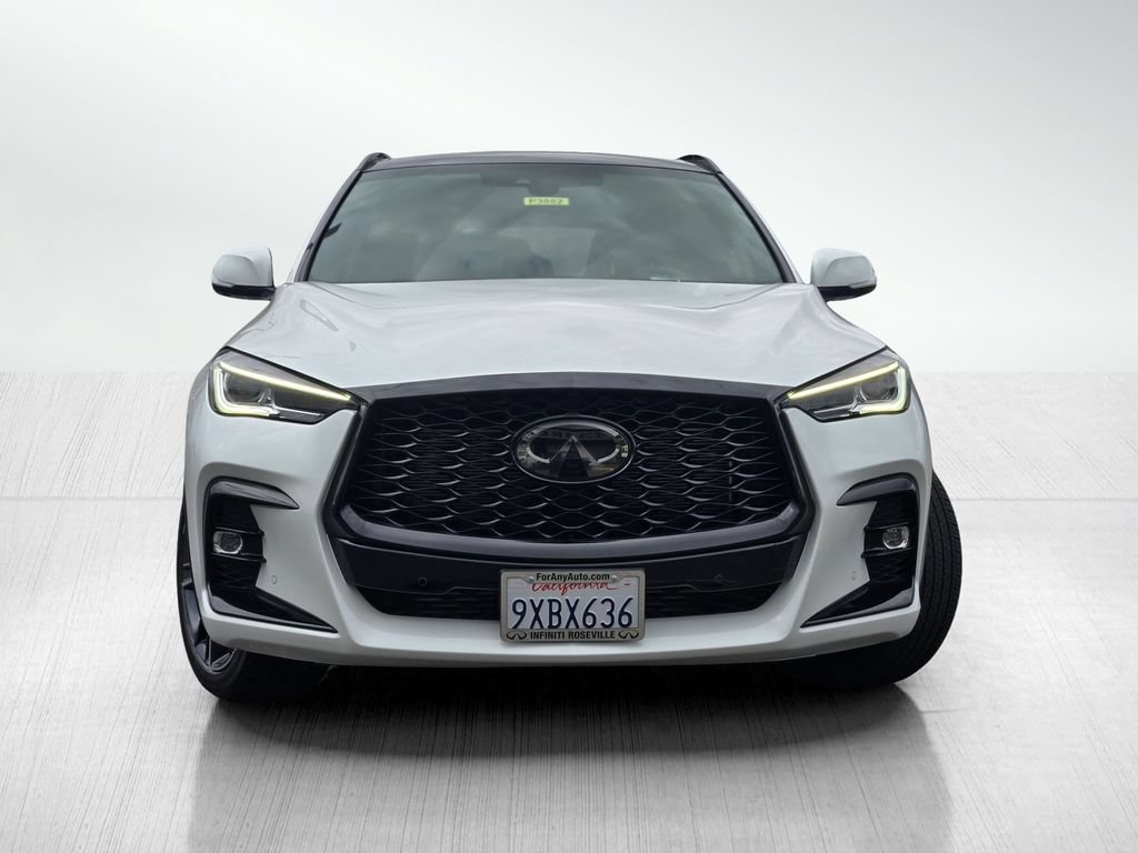 Used 2025 INFINITI QX50 Sport AWD/4WD image 2