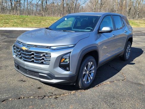 New 2026 Chevrolet Equinox LT w/ Convenience Package II image 5