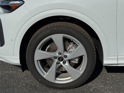 New 2025 Audi Q5 Premium Plus