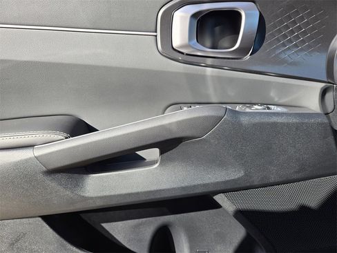 New 2026 Kia Sorento S image 32