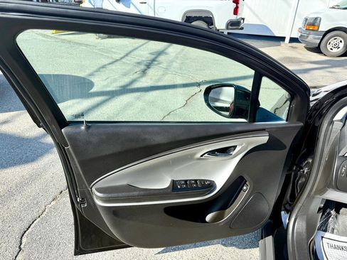 Used 2015 Chevrolet Volt Premium w/ Premium Trim Package image 14