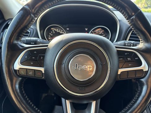 Used 2020 Jeep Compass Limited AWD/4WD image 32
