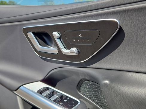 New 2026 Mercedes-Benz E 350 4MATIC Sedan image 21