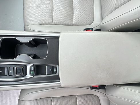 Used 2018 Honda Accord EX-L image 23