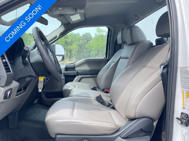 Used 2022 Ford F250 XL w/ Power Equipment Group RWD image 2