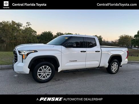 Used 2022 Toyota Tundra SR5 w/ SR5 Convenience Package image 1