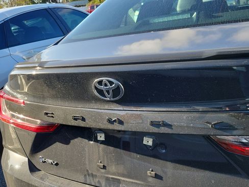 Certified 2025 Toyota Camry SE image 29