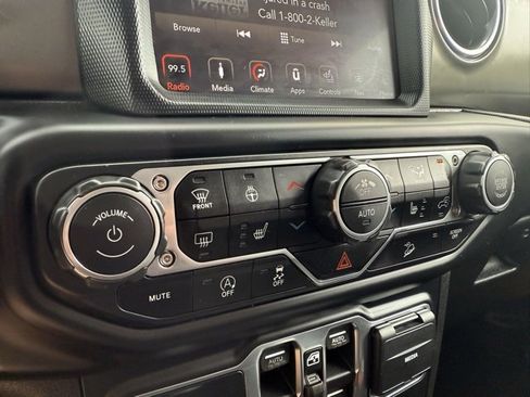 Used 2019 Jeep Wrangler Unlimited Rubicon image 27