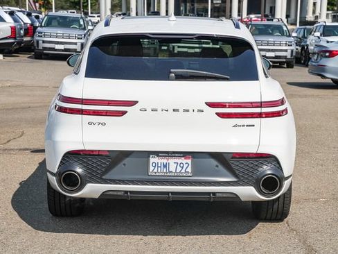Used 2023 Genesis GV70 3.5T Sport w/ Sport Prestige Package AWD/4WD image 4