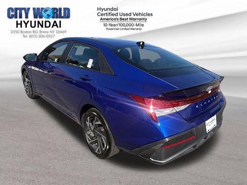 Used 2025 Hyundai Elantra SEL FWD image 3