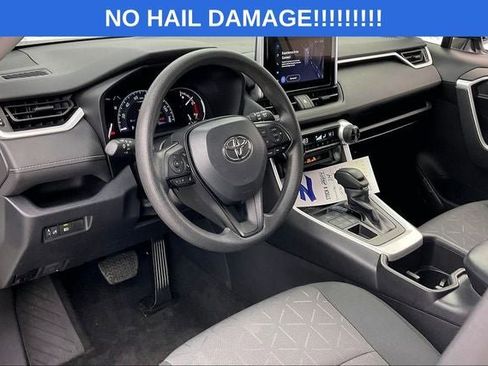 Used 2024 Toyota RAV4 XLE AWD/4WD image 16