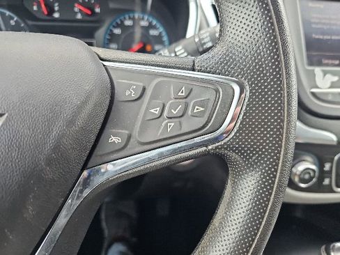 Used 2020 Chevrolet Equinox LS w/ LS Convenience Package FWD image 20