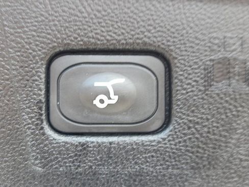 Used 2024 Ford Edge ST-Line AWD/4WD image 18