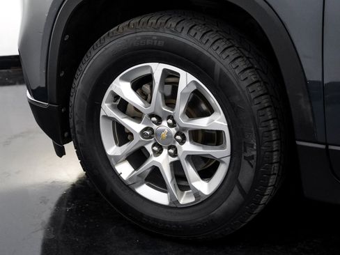 Used 2019 Chevrolet Traverse LT image 57