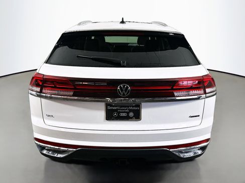 New 2026 Volkswagen Atlas Cross Sport SEL AWD/4WD image 6