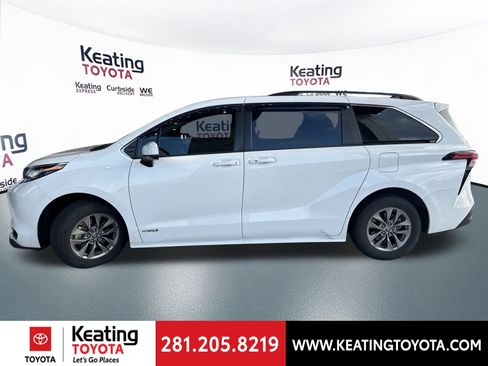 Used 2021 Toyota Sienna LE image 6
