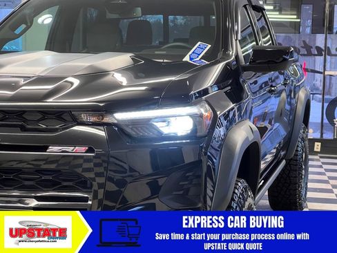 Used 2024 Chevrolet Colorado ZR2 image 4