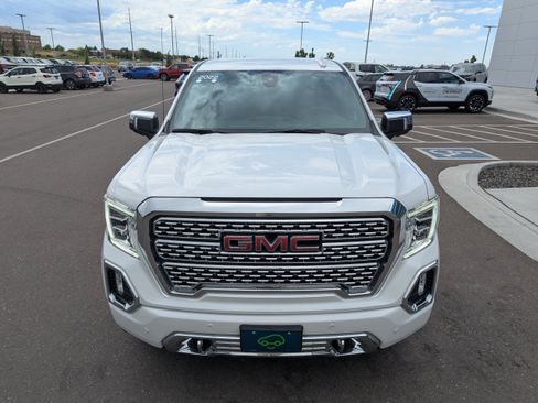 Certified 2022 GMC Sierra 1500 Denali w/ Driver Alert Package II AWD/4WD image 6