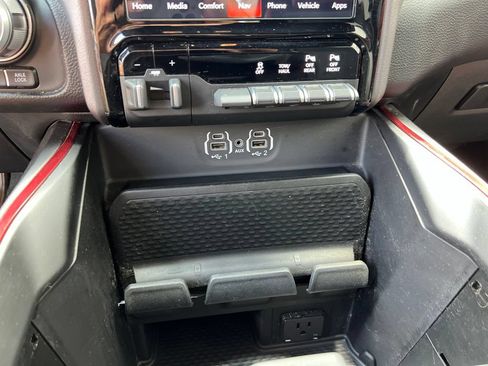 Used 2023 RAM 1500 Rebel AWD/4WD image 19