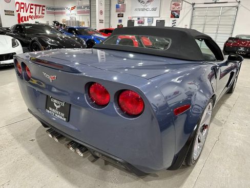 Used 2012 Chevrolet Corvette Grand Sport w/ 4LT Preferred Equipment Group RWD image 4