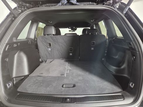 Used 2025 Jeep Grand Cherokee Altitude image 26