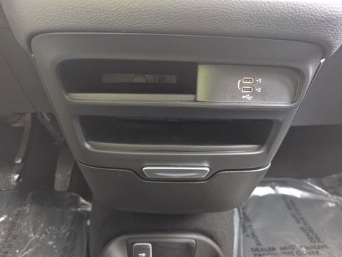 New 2026 Chrysler Pacifica Select w/ S Appearance Package FWD image 24