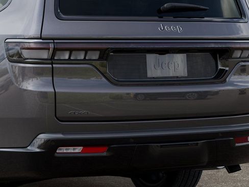 New 2026 Jeep Grand Wagoneer L Limited AWD/4WD image 13