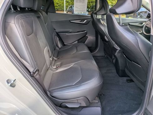 Used 2022 Kia EV6 Wind RWD image 22