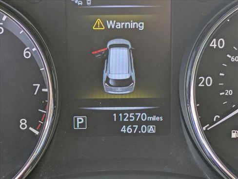 Used 2016 Nissan Rogue SL w/ SL Premium Package image 10