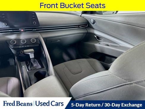 Used 2023 Hyundai Elantra SE FWD image 25