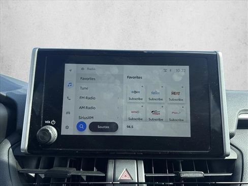 Used 2025 Toyota RAV4 XLE FWD image 10