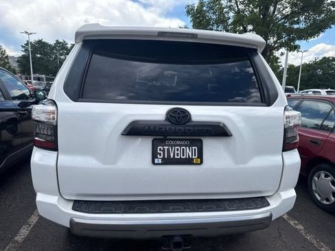 Used 2021 Toyota 4Runner TRD Off-Road Premium w/ Moonroof Package AWD/4WD image 6