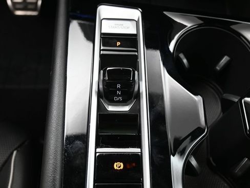 Used 2024 Volkswagen Atlas SEL Premium R-Line AWD/4WD image 27