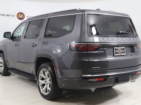 Used 2022 Jeep Wagoneer Series I w/ Premium Group I AWD/4WD image 4