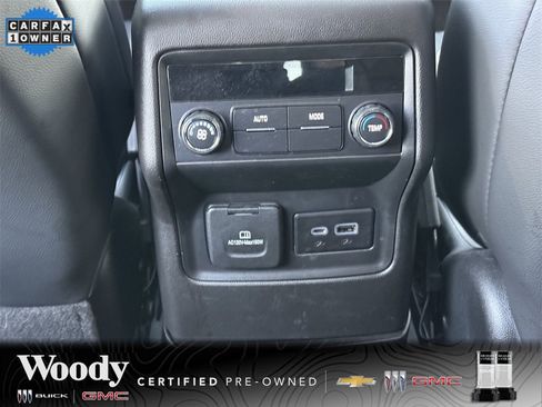 Certified 2023 GMC Acadia SLT w/ Elevation Edition image 30