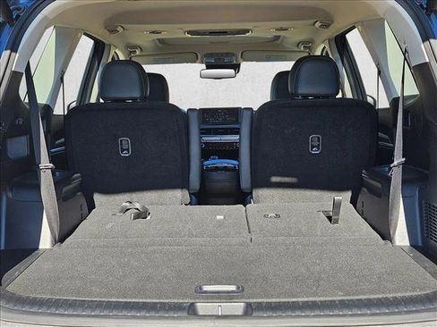 Used 2022 Kia Telluride EX w/ EX Premium Package image 16