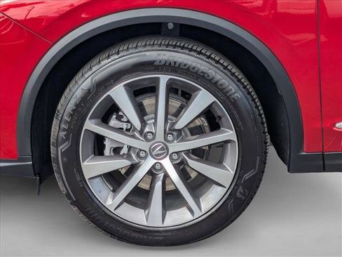 Certified 2025 Acura MDX FWD w/ Technology Package image 28