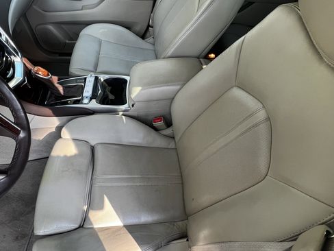 Used 2013 Cadillac SRX Luxury w/ Driver Awareness Package image 16