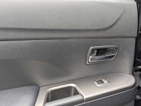 Used 2025 Mitsubishi Outlander Sport ES image 23