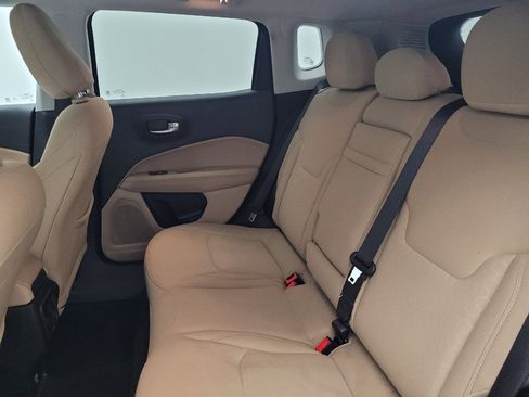 Used 2018 Jeep Compass Sport FWD image 18