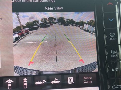 New 2026 RAM 3500 Laramie AWD/4WD image 21