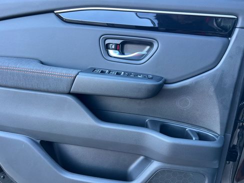 New 2025 Honda Pilot Sport image 20