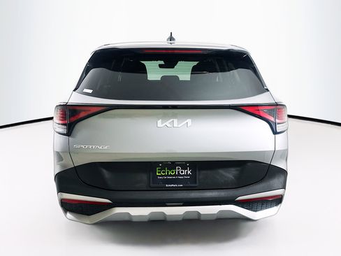 Used 2025 Kia Sportage LX FWD image 7