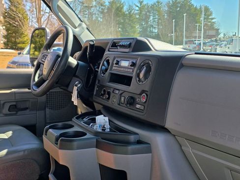 Used 2024 Ford E-350 and Econoline 350 Super Duty w/ Driver's Safety Package image 18