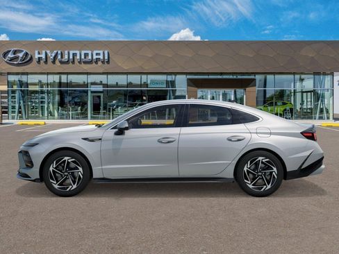 New 2026 Hyundai Sonata SEL FWD image 3