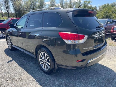 Used 2015 Nissan Pathfinder S FWD image 7
