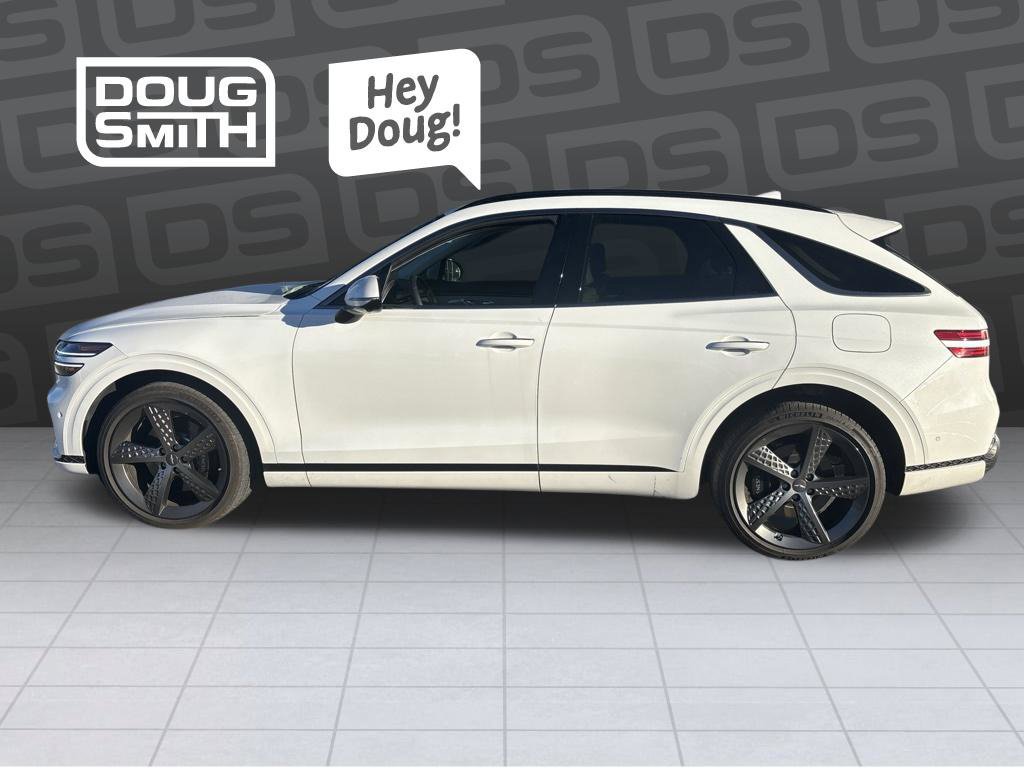 Used 2025 Genesis GV70 3.5T Sport w/ Sport Advanced Package AWD/4WD image 2