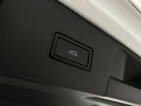 Used 2019 Volkswagen Atlas SEL Premium AWD/4WD image 39